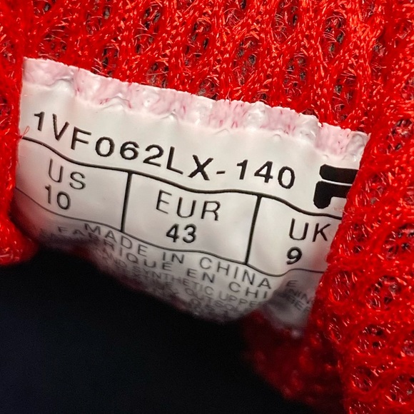 Vintage Fila red, blue and white sneakers - Picture 6 of 6